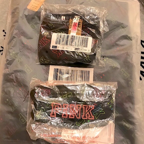 VS PINK RAINBOW TOTE BAG FACE MASK & PANTY BUNDLE - Picture 4 of 11